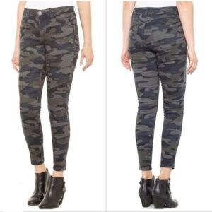 Democracy Camo Camoflage Jeans Size 6 NEW NWT